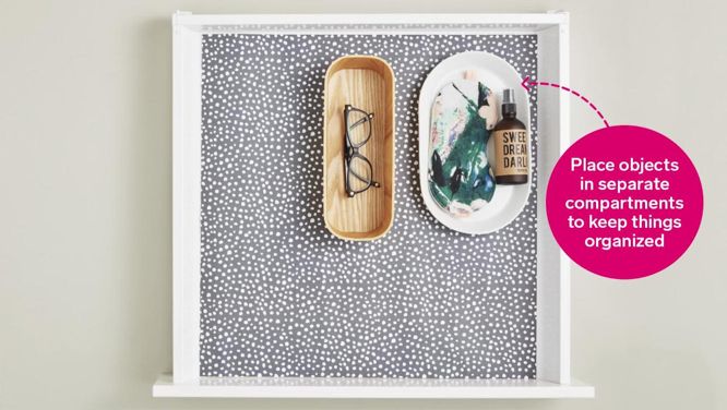 How to organize your bedside table