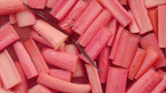 Chatelaine Quickies: Poached rhubarb
