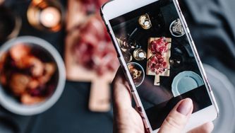 9 stunning Canadian Instagram accounts to follow right now if you LOVE food