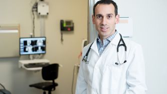 Tips On How To Navigate A Cancer Diagnosis, From A Doctor Who Knows