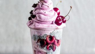 16 Gorgeous Breakfast Smoothies Worth Getting Out Of Bed For