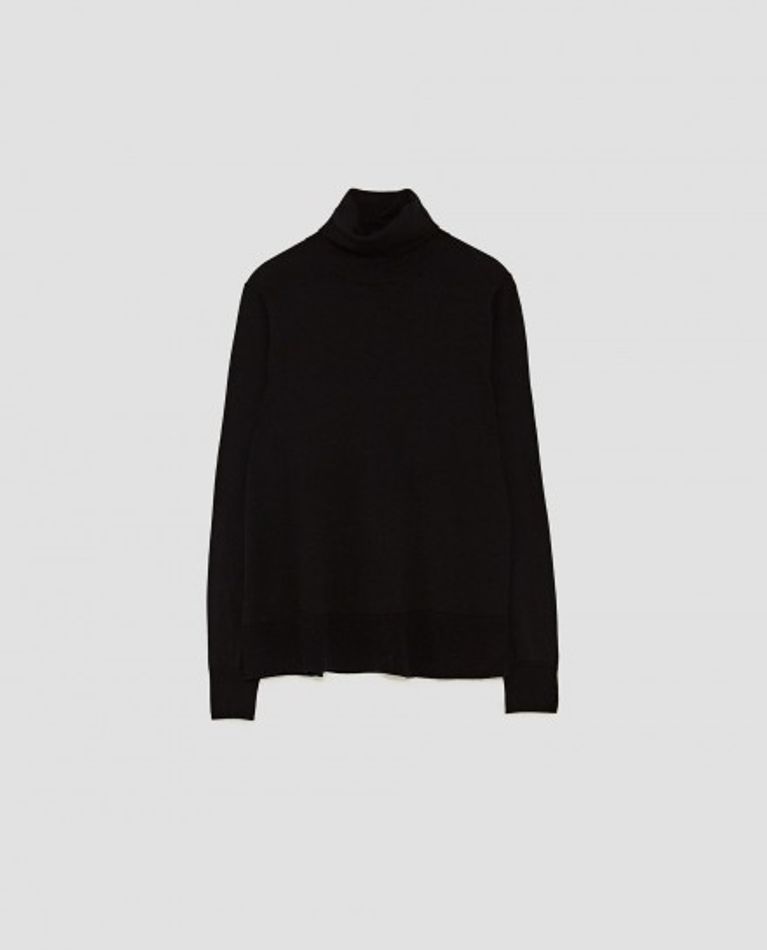 Snag Kate Middleton maternity style with this turtleneck