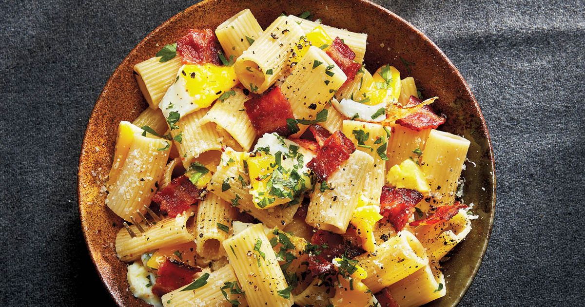 Bacon and egg pasta Chatelaine