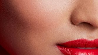 Quick Fixes For Tired, Cakey Foundation After A Long Day