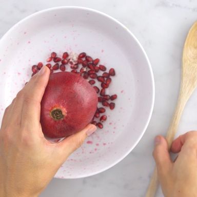 How To Seed A Pomegranate