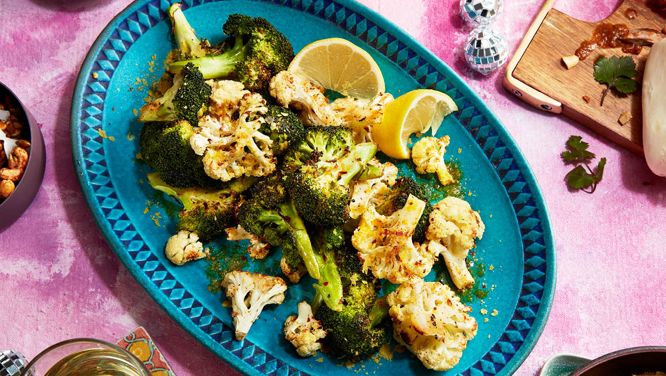 Cheesy Vegan Broccoli And Cauliflower Bites