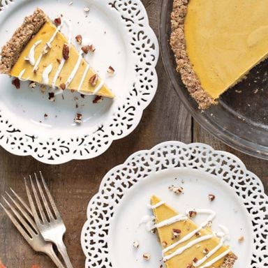 Pumpkin-Maple Pie With Baked Oat Crust