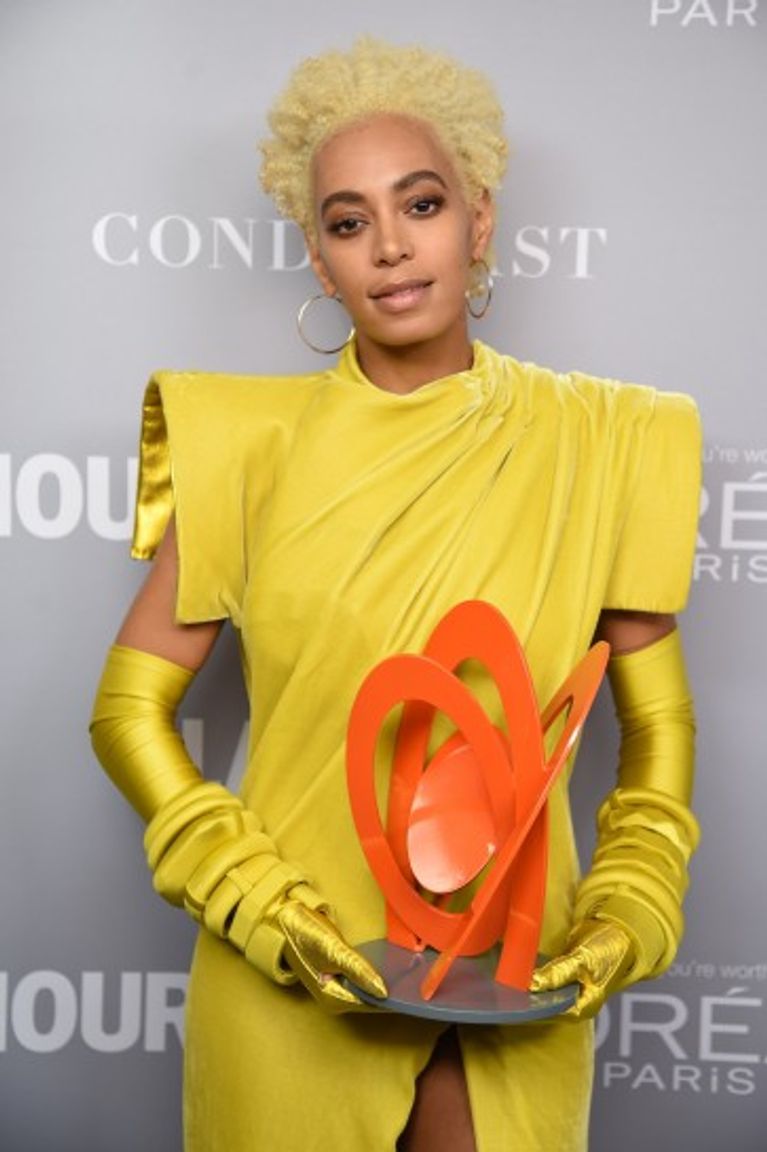 Solange Knowles Rocking Curls on the Red Carpet
