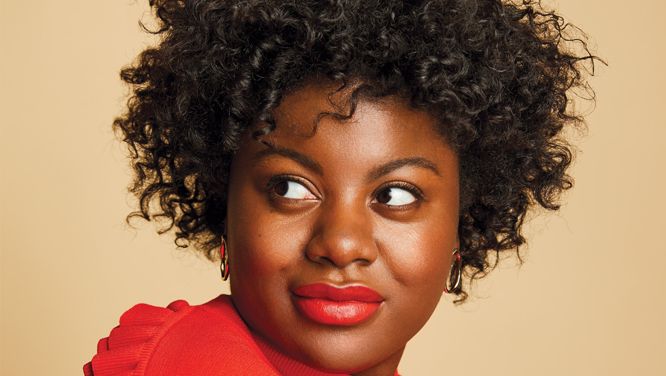 4 Things You Should Never Do If You Want Frizz-Free Curls