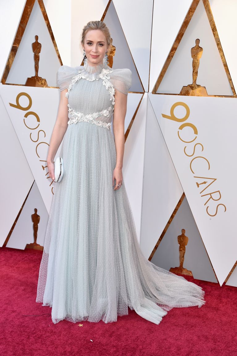 Emily Blunt on the Oscars 2018 red carpet.