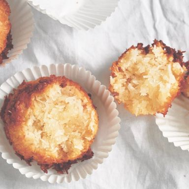 Violet Bakery's coconut macaroons