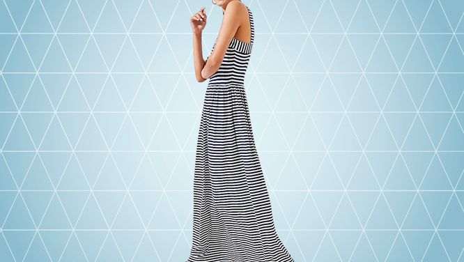 How To Pull Off A Maxi Dress — Even If You're Petite