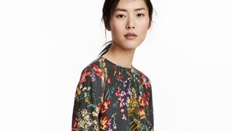 Mad Deals Of The Day: A Pretty Floral Top From H&M For Only $7 And More