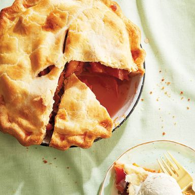 Classic Peach Pie