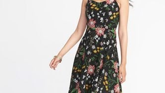 Mad Deals Of The Day: An Adorable Black Floral Dress From Old Navy And More