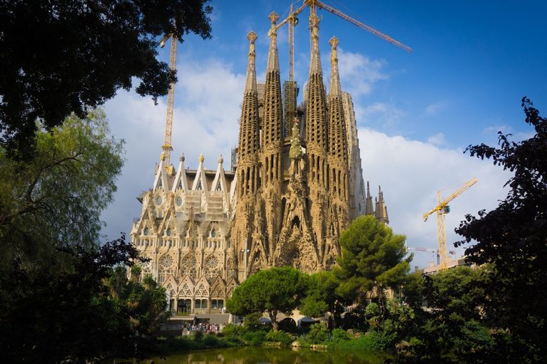 Barcelona on a budget-Sagrada-Familia