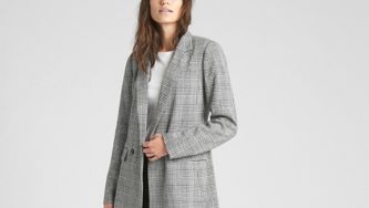 The Top 10 Bestselling Items At The Gap Right Now