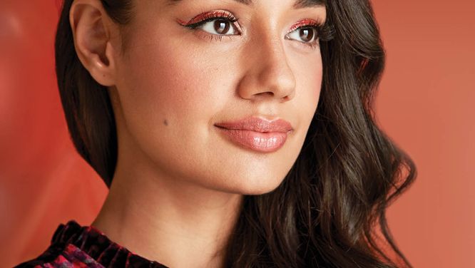 This Is The Year's Most Flattering Makeup Trend