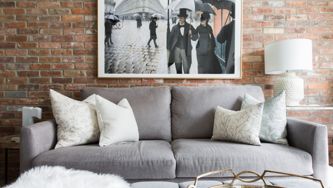 5 Tips To Host Guests When You Don't Have A Guest Bedroom