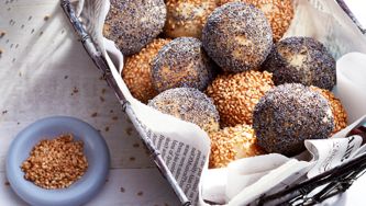 Cream Cheese-Stuffed Bagel Bites