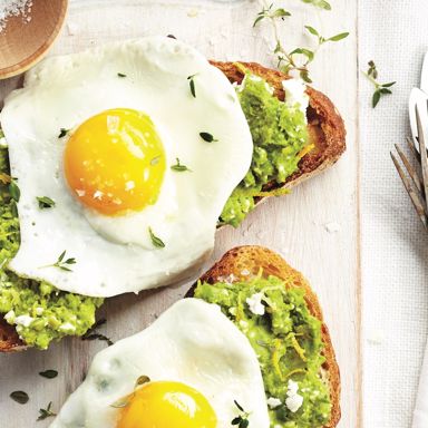 10 Foods That Are Better With An Egg On Top