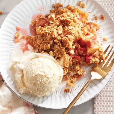 Rhubarb-Apple Crisp