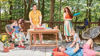 Polyamorous Parenting: The Surprising Benefits Of The Ultimate Modern Family