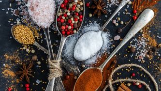 7 Easy DIY Spice Blends For Veggies, Meats And Desserts