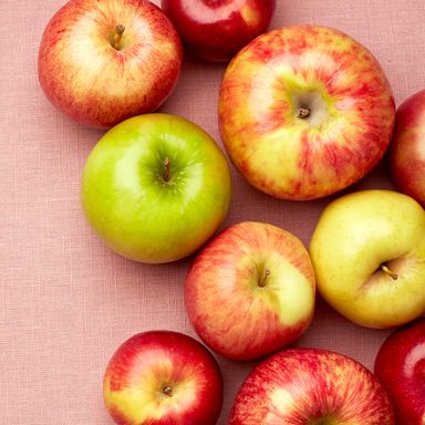 A Guide To 10 Common Apple Varieties, With Recipes