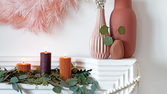This Season's Chicest Colour Combo Is A Toned-Down Take On Red And Green