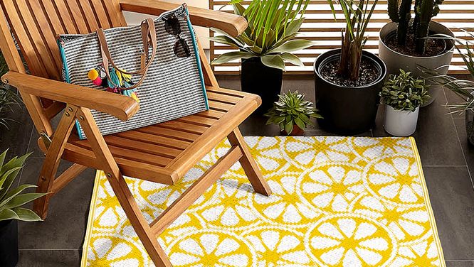 23 Stylish Outdoor Rugs For Your Patio, Deck Or Balcony