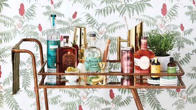 How To Put Together A Stylish Bar Cart