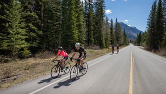 13 Amazing Things To Do Outdoors In Western Canada (Including A Bit Of Florida… In The Prairies)