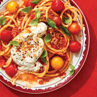 Bucatini with Cherry Tomatoes and Burrata