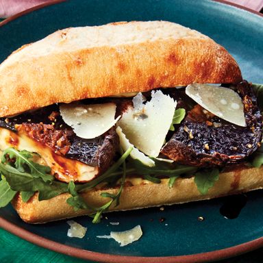 Hot Portobello Mushroom Sandwich With Lemon Aioli