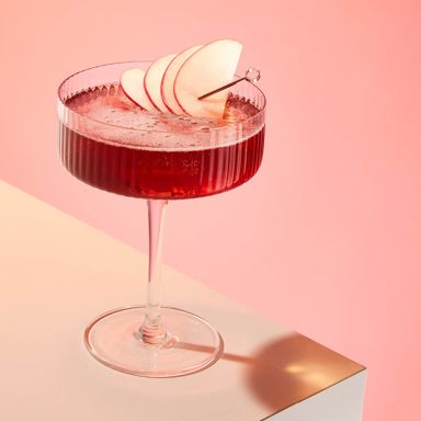 15 Cozy Cocktails For Thanksgiving (And All Of Fall)