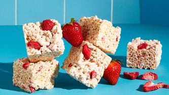 No-Bake Vegan Crispy Berry Rice Squares