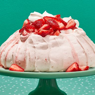 Pretty In Pink Strawberry Pavlova