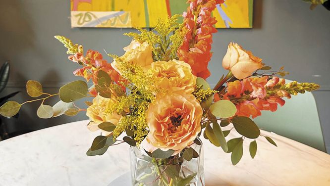 How To Make A Stunning Bouquet On A Budget