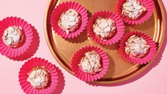 Date And Almond Macaroons