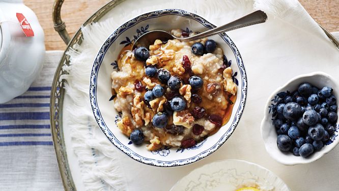 Slow Cooker Fruit And Nut Steel-Cut Oats