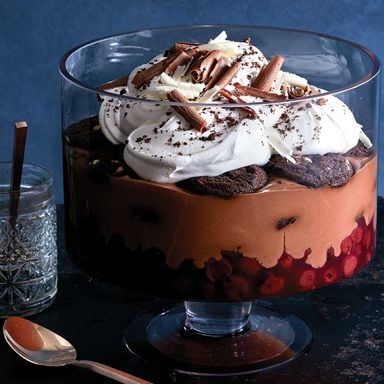 14 Christmas Trifle And Pudding Recipes