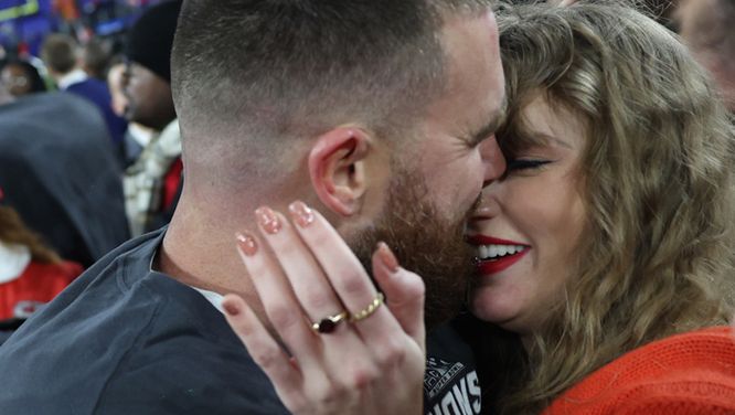 Taylor Swift Just Wore One Of Our Favourite Canadian Brands