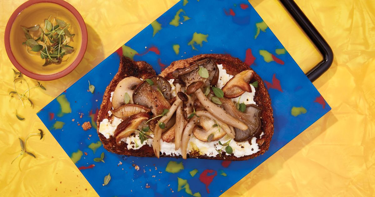 Mushroom and Ricotta Tartine Recipe - Vimarsana News