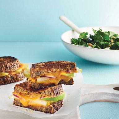 Gourmet Grilled Cheese With Apple And Red Onions