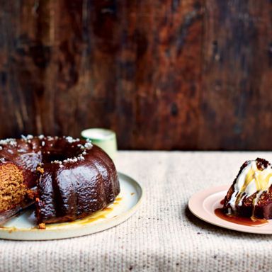 Jamie Oliver's Scrumptious Sticky Toffee Pudding