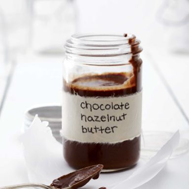 How to make chocolate-hazelnut spread