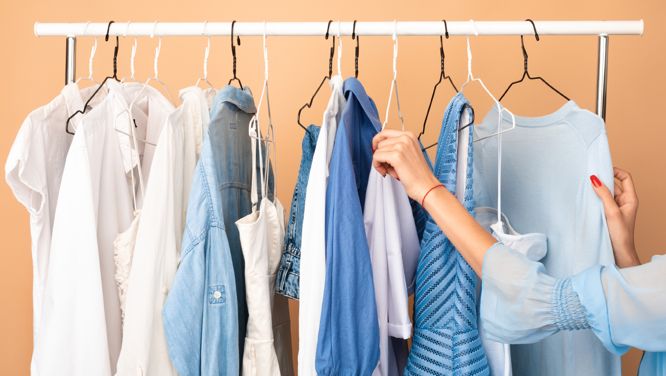 How To Shop For Second-Hand Clothes On Poshmark