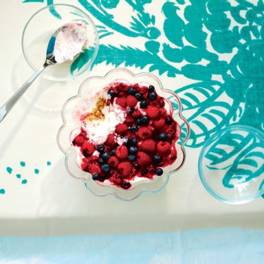 Ginger-Berry Cookies And Cream Trifle