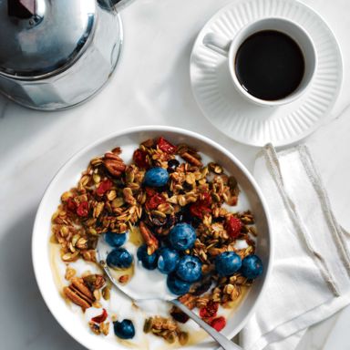 Homemade Pecan-Cranberry Granola